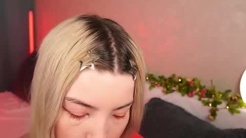 Snapshot of lindathackerr chatting on May 2026 04:08:02 AM Linda online show from May 2026 04:08:02 AM