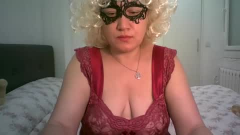 LindaXSmile online show from March 2025 10:38:01 PM