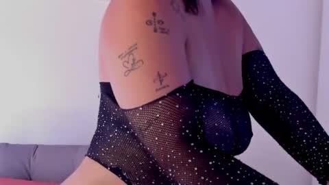ISSABELLA online show from May 2026 03:31:02 PM