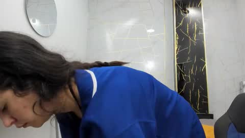  Lindsey  online show from November 2025 01:04:01 PM