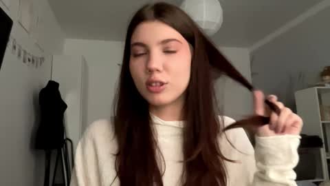 Linda online show from March 2026 01:27:02 PM