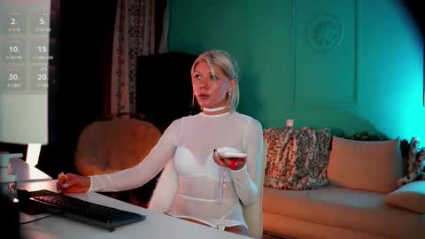 lindsi_luvviv online show from December 2025 05:20:02 PM