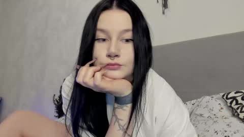 Lina online show from January 2026 10:40:01 AM