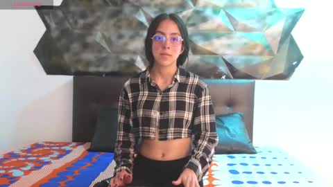 Snapshot of ling_ling24 chatting on December 2024 12:05:01 PM ling ling24 online show from December 2024 12:05:01 PM