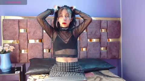 Snapshot of ling_ling24 chatting on January 2025 03:33:02 AM ling ling24 online show from January 2025 03:33:02 AM