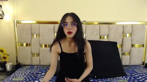 Snapshot of ling_ling24 chatting on February 2025 04:22:02 AM ling ling24 online show from February 2025 04:22:02 AM