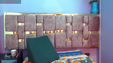 Snapshot of ling_ling24 chatting on March 2025 08:54:02 AM ling ling24 online show from March 2025 08:54:02 AM