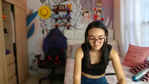 LinzyBaner online show from March 2025 10:21:01 PM