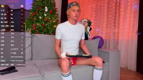 Snapshot of lionbitchkovsky chatting on January 2026 05:16:01 PM lionbitchkovsky online show from January 2026 05:16:01 PM