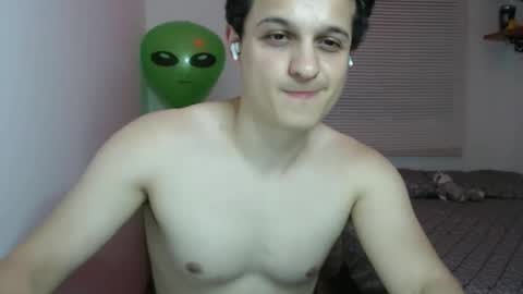 Lion Cluess online show from November 2025 07:46:02 PM