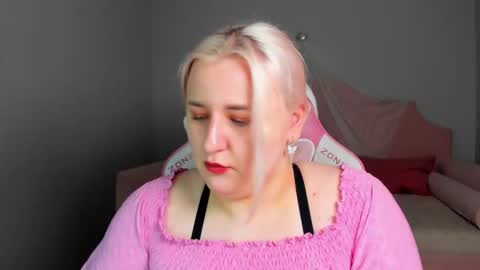 LioraArdyn online show from March 2026 05:22:01 AM