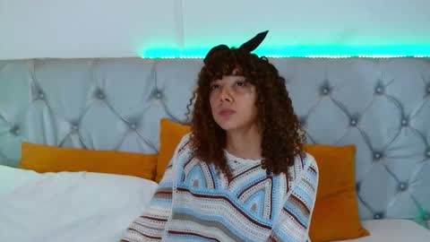 Snapshot of lioravelvetc chatting on February 2026 05:06:02 PM Eliza Moreau online show from February 2026 05:06:02 PM