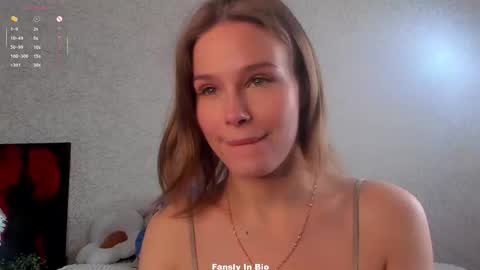 Lina online show from December 2025 01:24:01 AM