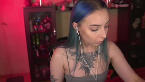 Lisa online show from May 2026 08:17:01 PM
