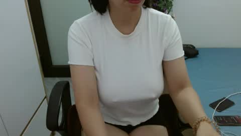 Snapshot of lisa_1011 chatting on July 2026 11:36:01 AM lisa_1011 online show from July 2026 11:36:01 AM