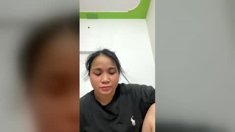 lisa_hanw online show from April 2026 03:56:01 AM