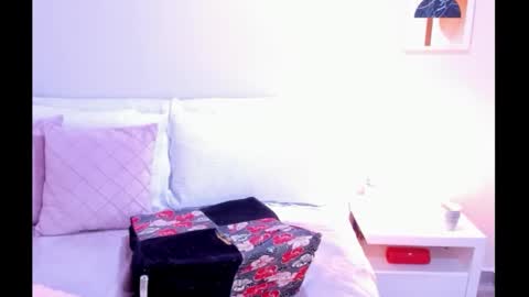 Snapshot of lisa_laurentt chatting on December 2025 03:46:01 AM lisa laurent online show from December 2025 03:46:01 AM