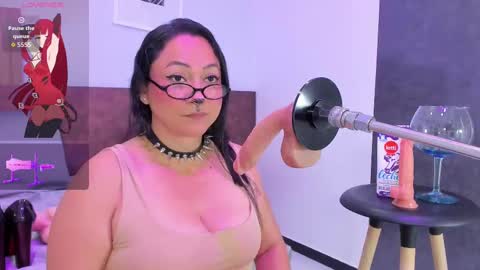 Snapshot of lisa_milf_ chatting on November 2025 02:32:01 AM Lisa online show from November 2025 02:32:01 AM