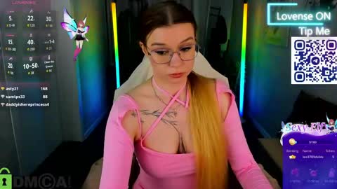 lisa_rabbit online show from June 2026 01:28:02 AM