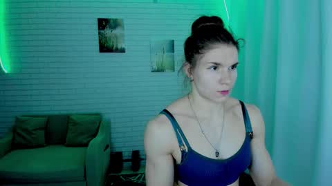 Snapshot of lisa_ree_ chatting on November 2025 07:21:02 AM lisa online show from November 2025 07:21:02 AM