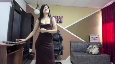 Lisa Gray Independent Model online show from June 2026 07:11:01 PM