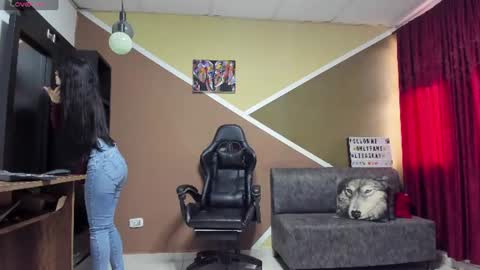 Lisa Gray Independent Model online show from July 2026 07:24:01 PM
