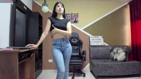 Lisa Gray Independent Model online show from July 2026 07:38:02 PM