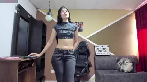 Lisa Gray Independent Model online show from July 2026 07:46:01 PM