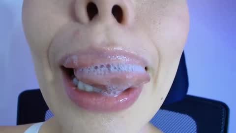 Lisbet online show from February 2026 08:25:02 PM