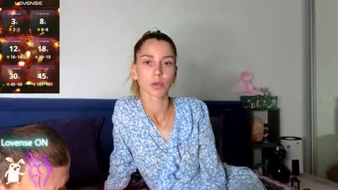 Snapshot of lisi4ka_basik33 chatting on October 2025 05:09:01 PM Kris Maks online show from October 2025 05:09:01 PM