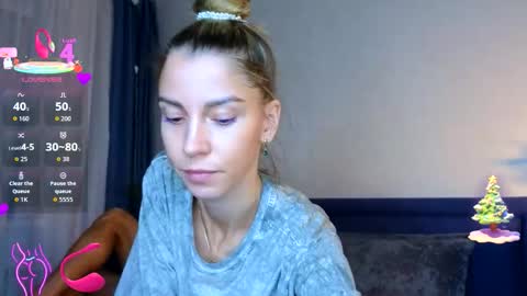 Snapshot of lisi4ka_basik33 chatting on December 2025 05:09:01 PM Kris Maks online show from December 2025 05:09:01 PM