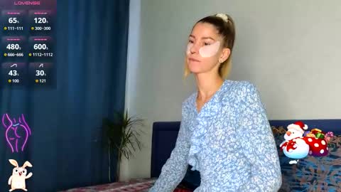 Snapshot of lisi4ka_basik33 chatting on February 2026 05:59:01 AM Kris Maks online show from February 2026 05:59:01 AM