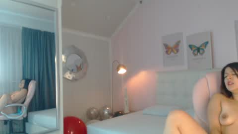 Snapshot of liss_black chatting on January 2025 12:39:01 PM Andrea online show from January 2025 12:39:01 PM