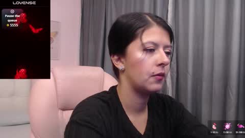 Snapshot of liss_black chatting on September 2025 03:33:02 AM Andrea online show from September 2025 03:33:02 AM