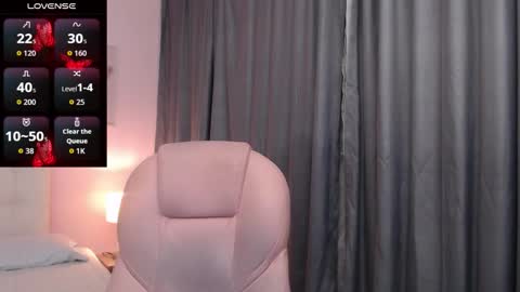 Snapshot of liss_black chatting on November 2025 03:28:01 AM Andrea online show from November 2025 03:28:01 AM