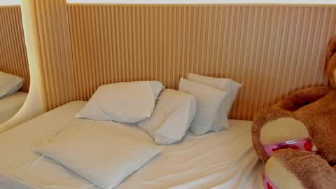 Liss online show from April 2026 11:58:01 AM