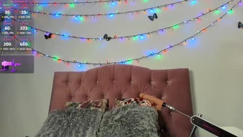 Lissa online show from December 2024 01:54:01 AM