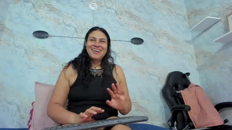 Snapshot of lissa_harris_ chatting on January 2025 03:07:01 AM Lisa online show from January 2025 03:07:01 AM