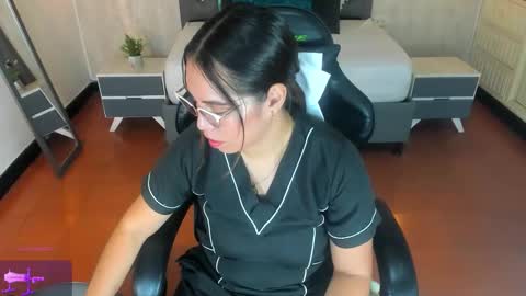 L I S S A  online show from November 2025 01:47:01 AM