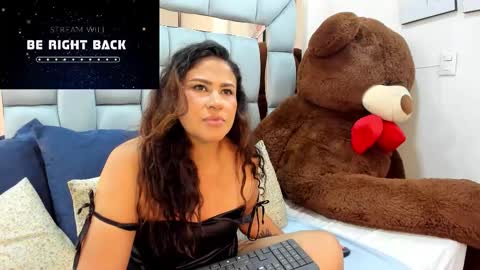 Snapshot of lissaharris chatting on December 2025 01:44:02 AM lissaharris online show from December 2025 01:44:02 AM