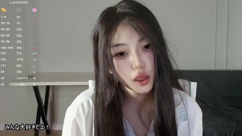 Lissa online show from April 2026 09:39:33 PM