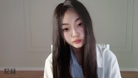 Lissa online show from April 2026 07:18:01 PM