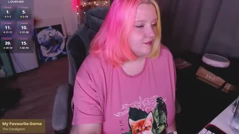 Snapshot of lissamuff chatting on October 2025 04:26:01 PM Lissa online show from October 2025 04:26:01 PM