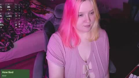 Snapshot of lissamuff chatting on May 2026 04:04:01 PM Lissa online show from May 2026 04:04:01 PM