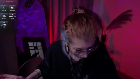 lissaros online show from October 2025 05:07:02 AM