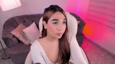 Lisssa online show from November 2025 07:51:02 PM