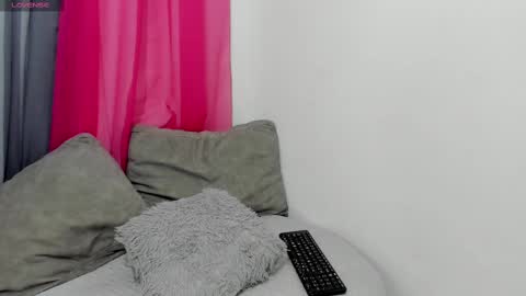 lissa online show from March 2025 08:01:02 PM