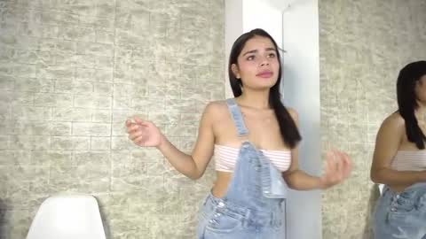 Snapshot of lissbrown chatting on November 2025 12:56:01 PM Liss Brown online show from November 2025 12:56:01 PM