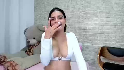 Snapshot of lissbrown chatting on March 2026 12:55:01 PM Liss Brown online show from March 2026 12:55:01 PM