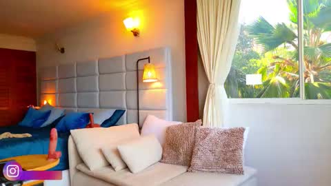 Snapshot of lissetlong69 chatting on November 2025 09:04:02 PM Lisseth Long online show from November 2025 09:04:02 PM